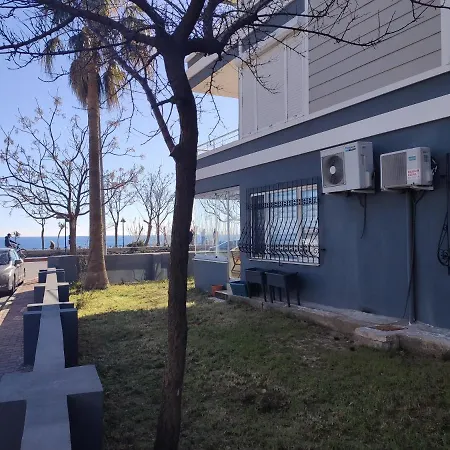 Sea & Sunset View Flat With Garden In Lara דירה *